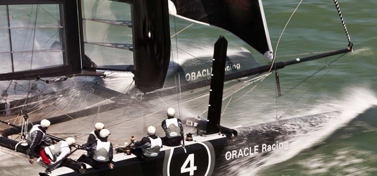 America’s Cup, Oracle Racing incrocia nella baia