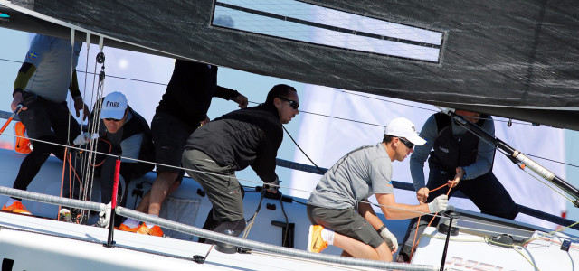 2016 Blue Water Series Melges 32, teams face off in challenging condition